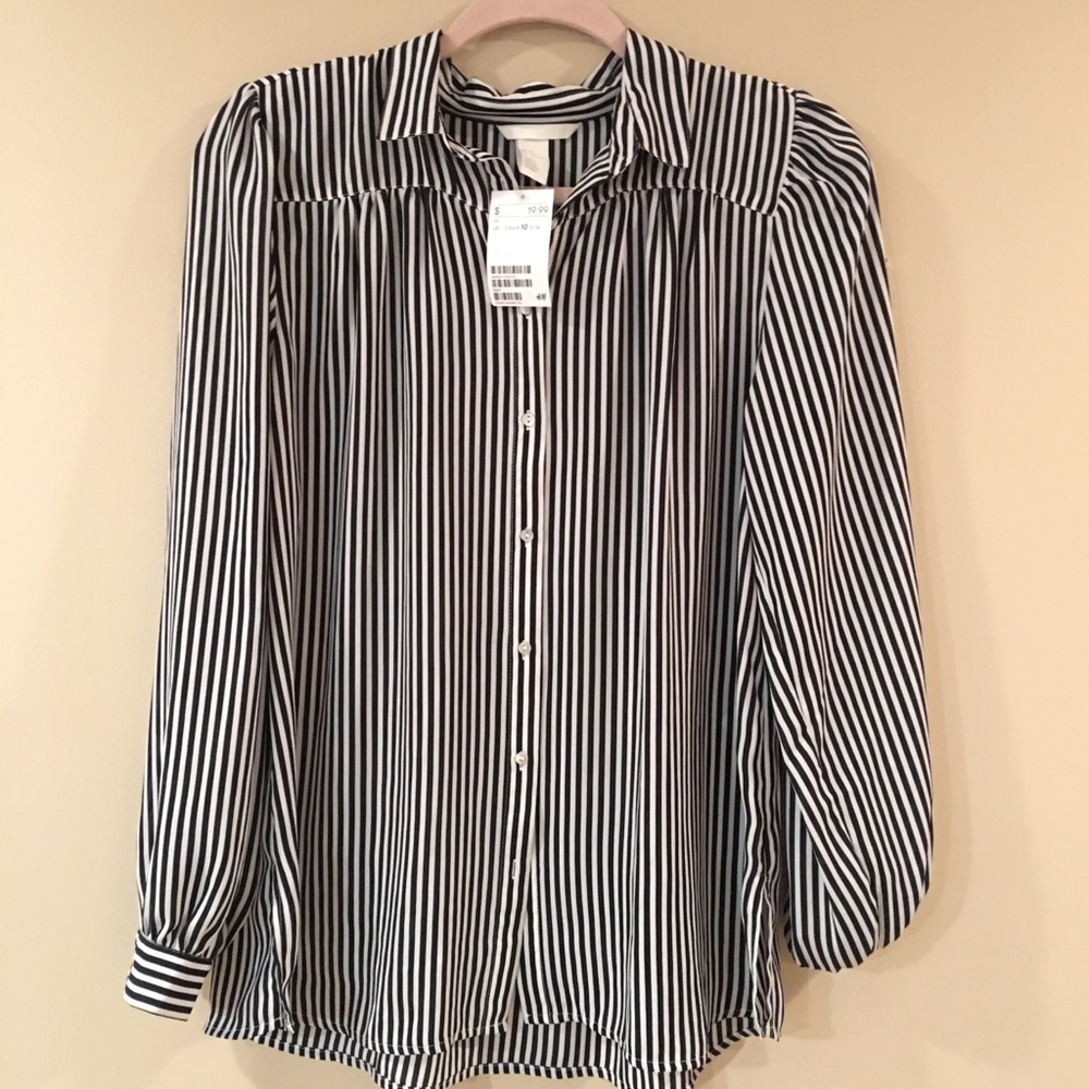 NWT!!! H&M long sleeve striped blouse